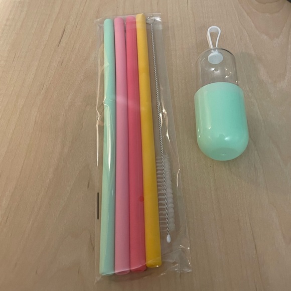 Silicone Straws - Picture 3 of 3